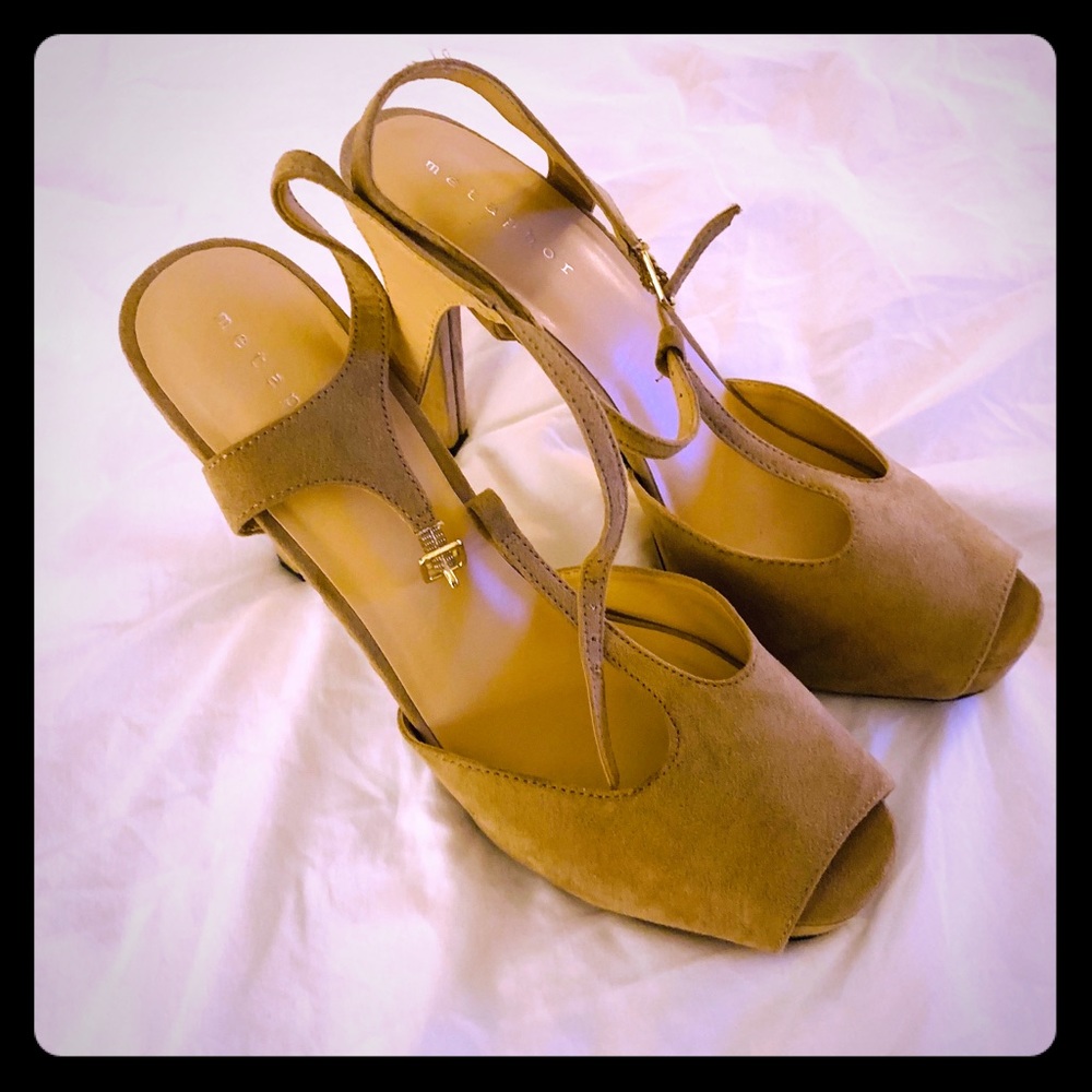 Women’s Metaphor Tan Strappy Heels Shoes Sz 9